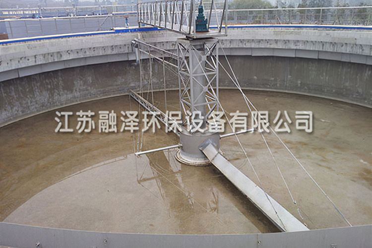 中心傳動單管吸泥機 中心傳動單管吸泥機